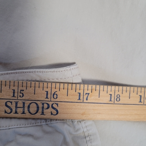 NWT St. John's Bay Khaki Capri Pants Women's Size 12 - Picture 4 of 12